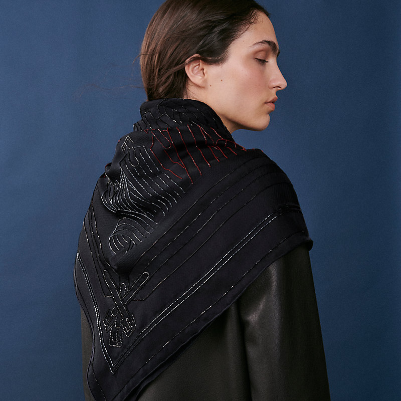 【美しさ際立つ】HERMES エルメス Les Sangles ストール Les Sangles embroidered scarf 90 | Hermès Mainland China